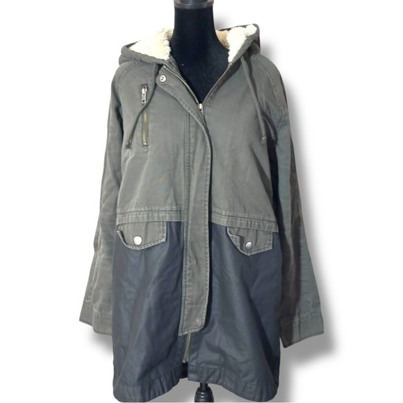 Sun & Shadow Jackets & Blazers - Sun & Shadow Hooded 2 Tone Faux Fur Lined Zip Up Canvas Army Fatigue Jacket